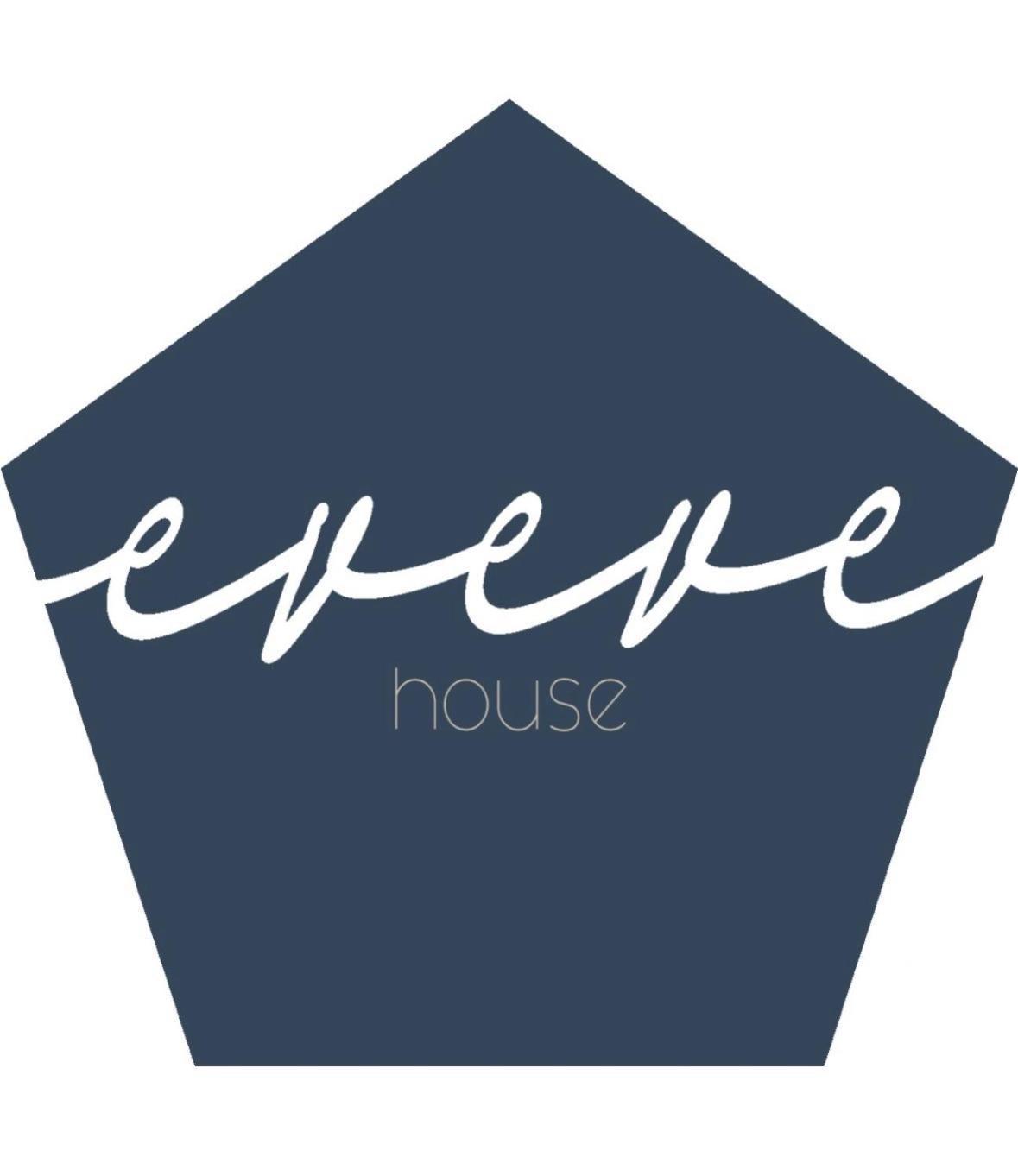 Eveve's House Apartemen
